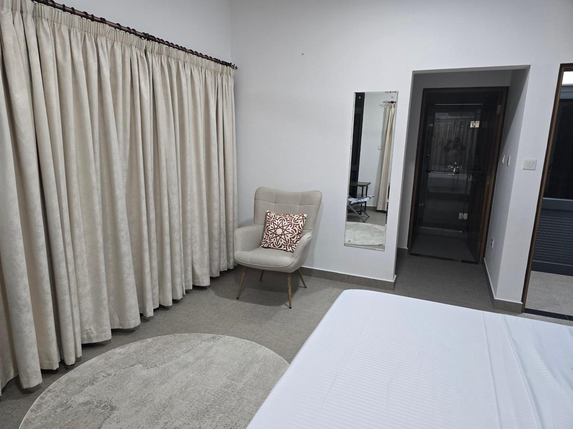 Lovers Paradise Self-Catering Apartments Anse aux Pins Exterior foto